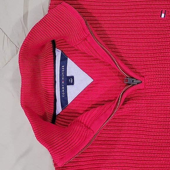 Tommy Hilfiger Men's Half Zip Pullover Sweater - Picture 5 of 9